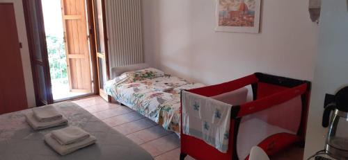 Perugia Casa | Camera privata in villa con ingresso indipendente e grande giardino