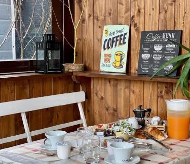 Arezzo Cama Y Desayuno | Cameracaffè sul Lago