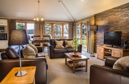 Alexandria Cabina | CAMERON HOUSE LUXURY LODGES - A PLACE FOR ALL THE FAMILY