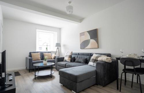 Larkhall Casa | Camneth House