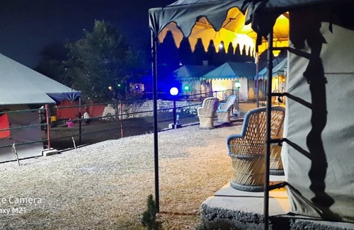 Shivpuri Alquiler De RV | Camp Awara Rishikesh