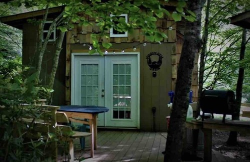 Todd Alquiler De RV | Camp Bigfun: Hidden Gem Glamping Cabin Solar Power Off Grid