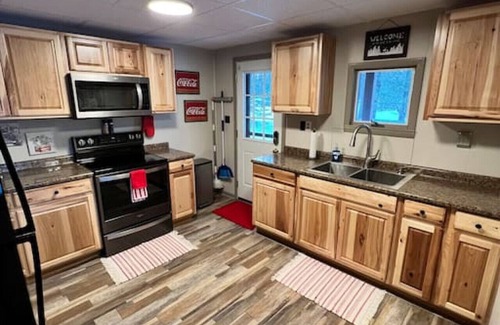 Mill Run Apartamento | Cozy winter Getaway, See the Stars in the New Hot Tub & Beautiful Firepit