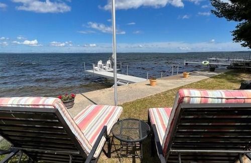 Sebago Casa | CAMP CARROLL LIMIT 6 home