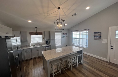 Chauvin Cabina | CAMP COCODRIE- Premier Waterfront Fishing and Hunting Lodge