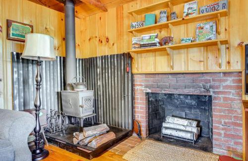 Waterboro Casa | Camp Crescendo Rustic Waterboro Cabin By Lake