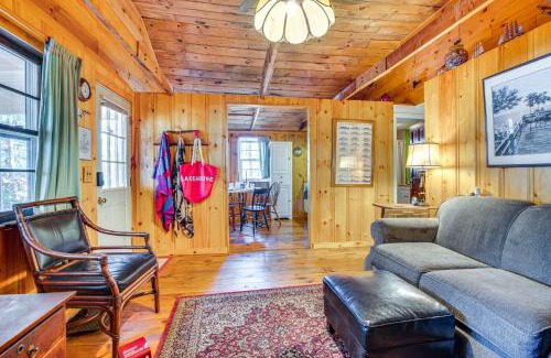Waterboro Casa | Camp Crescendo Rustic Waterboro Cabin By Lake