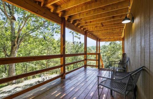 Great Cacapon Casa | Camp Dancing Bears - Wifi, Riverfront, Pet Friendly, Fire Pit, Grill, Deck, Fishing, Games, Fireplace, King Bed