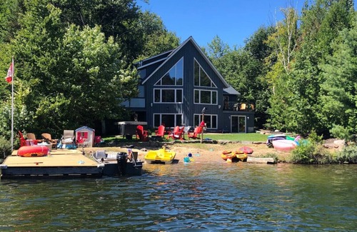 Kearney Cabaña | Camp David Beautiful five bedrooms Private beach