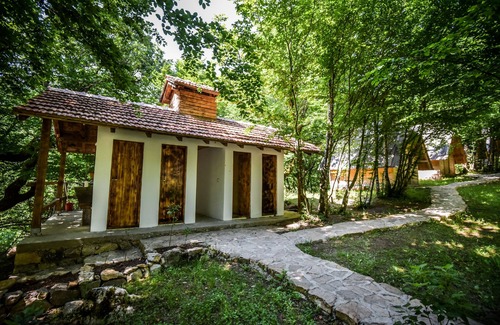 Foca Apartamento | Camp Divlja Rijeka
