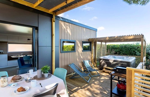 Saint-Clement-des-Baleines Casa | Camping Romanée La Plage **** - EXCLUSIVE mobile home - 2 bedrooms - 2 bathrooms - Private SPA 4 people