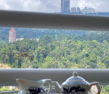 Genting Highlands Apartamento | Camp in Style with Indoor Balcony Adventures at Genting