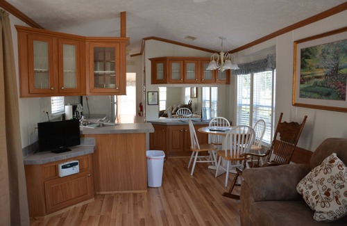 Fedhaven Cabina | Camp Mack Lodge, Marina & RV Resort