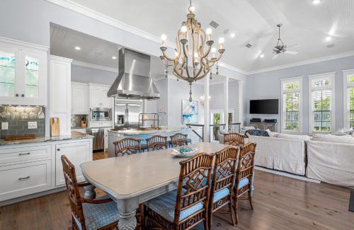 Watercolor Casa | Camp Sight