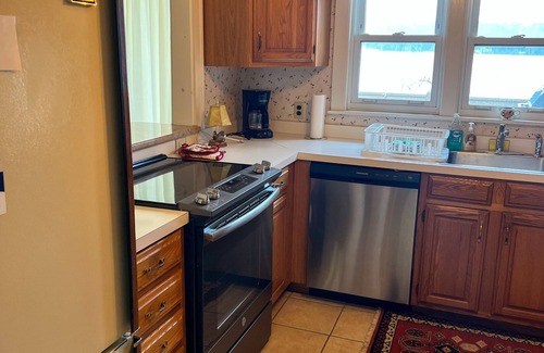Saranac Lake Cabina | Camp Sunrise 105A