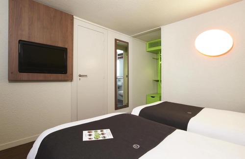 Franqueville-Saint-Pierre Hotel | Campanile Rouen Est - Franqueville Saint Pierre