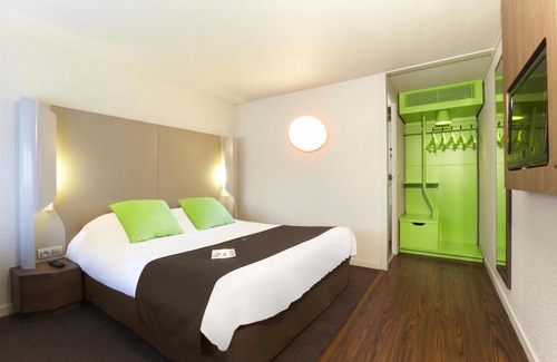 Franqueville-Saint-Pierre Hotel | Campanile Rouen Est - Franqueville Saint Pierre