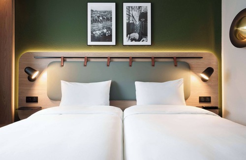 Levallois-Perret Hotel | Campanile Paris Ouest - Pte de Champerret Levallois