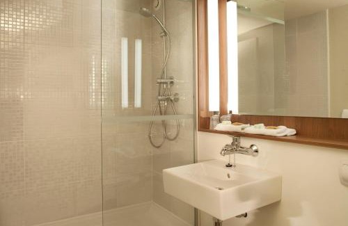 Petite-Foret Hotel | Campanile Valenciennes - Petite-Forêt