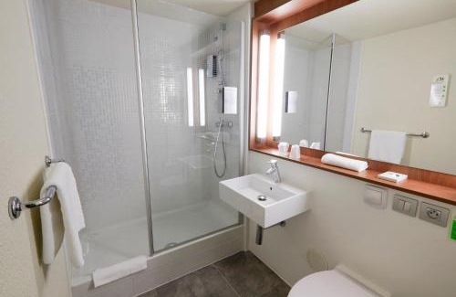 Villejust Hotel | Campanile Villejust - za Courtaboeuf
