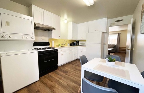Campbell Casa | Campbell Cozy & Bright 2B/1b /AC/close to Downtown