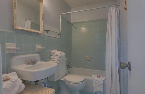 Surf Side Shores Casa | Campbellot by Meyer Vacation Rentals