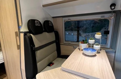 Sant Antoni de Portmany Apartamento | CAMPER MILIVAN EXPERIENCE