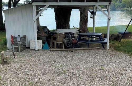 Centralia Alquiler De RV | Camper or RV full hookup on Lake Centralia