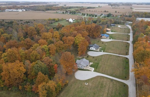 Brookville Cabina | Campfire/grill/full-kitchen, Cabin near Brookville Lake