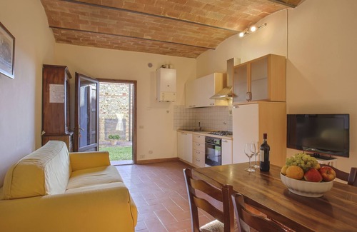 Tavarnelle Val di Pesa Apartamento | Campiglia by Interhome