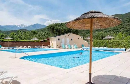 Arles-sur-Tech Casa | Camping 3 étoiles - Piscine - eebhb0