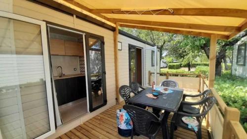 Valensole Otro | Camping 3 étoiles - Piscine - ccbaefg