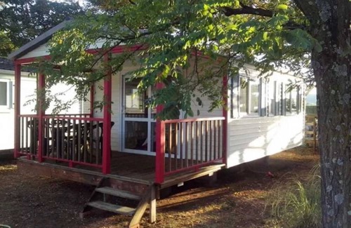 Massillargues-Attuech Casa | Camping 3 étoiles - Piscine - eebibi
