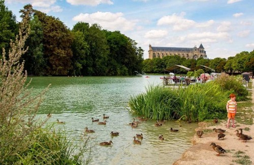 Chalons-en-Champagne Casa | Camping 4 étoiles - ccaegii