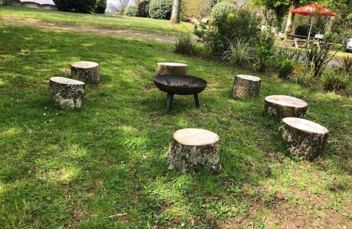 Commana Otro | Camping Au Lac Du Drennec Glamping Tent