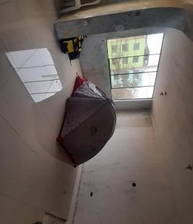 Callao Complejo | CAMPING BAJO TECHO a 13 minutos del Aeropuerto con acceso a COCINA