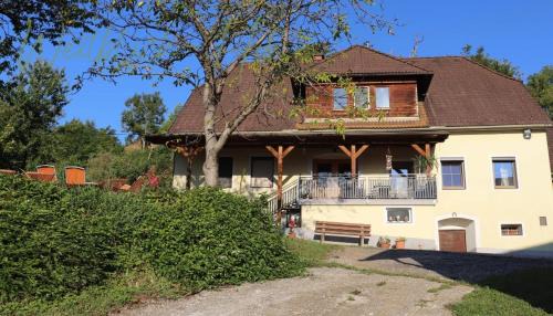 Sankt Paul im Levanttal Otro | Camping, bring your tent, van or caravan