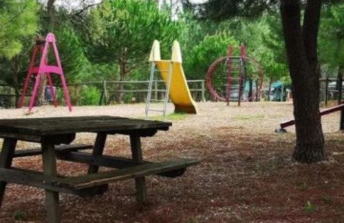 Valencia de Alcántara Hotel | Camping Bungalows Aguas Claras