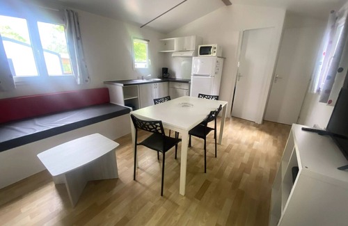 Aubigny-les-Clouzeaux Casa | Camping Campilo **** - Mobil-Home Comfort 3 Rooms 4 People + TV