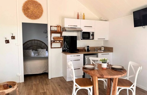 Vaire Casa | Camping Damona Lodges * - Lodge Suite - Bohème 2 rooms 2 people Air-conditioned