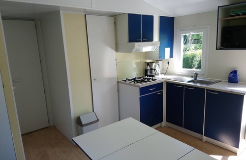 Rogny-les-Sept-Ecluses Alquiler De RV | Camping des Lancieres