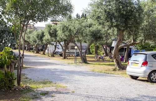 Sferracavallo Alquiler De RV | Camping Degli Ulivi