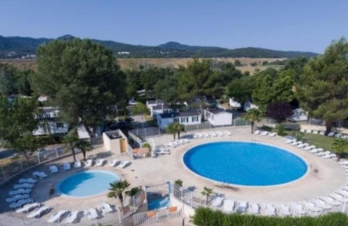 La Roque-d'Antheron Otro | Camping domaine des Iscles