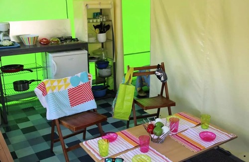 Asserac Casa | Camping Domaine de Pont Mahé*** - 3-room Eole Eco tent for 4 people Without sanitary facilities