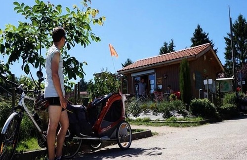 Saint-Bonnet-le-Chateau Casa | Camping De La Belle Etoile *** - Casa móvil Lodge Grand Confort de 4 habitaciones para 6 personas