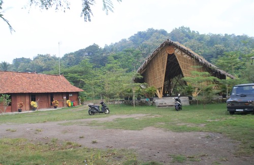 Bantul Alquiler De RV | Camping Ground Kalakijo Vilange