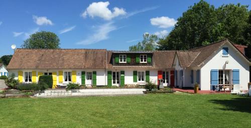 Rue Otro | Camping La Garenne De Moncourt