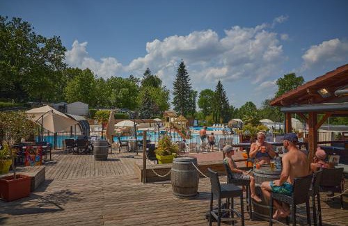 Pommeuse Otro | Camping Le Chêne Gris - Roan