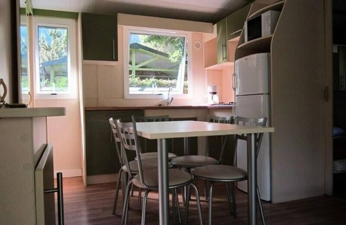 Le Bourg-d'Oisans Chalet De Esquí | Camping Le Colporteur **** - Chalet Espace Classic 4 rooms 4 adults and 2 children Air-conditioned