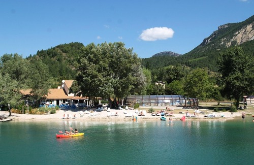Chatillon-en-Diois Casa | Camping Le Lac Bleu*** - Bivouac on Stilts 2 Rooms 2 people Without Sanitary
